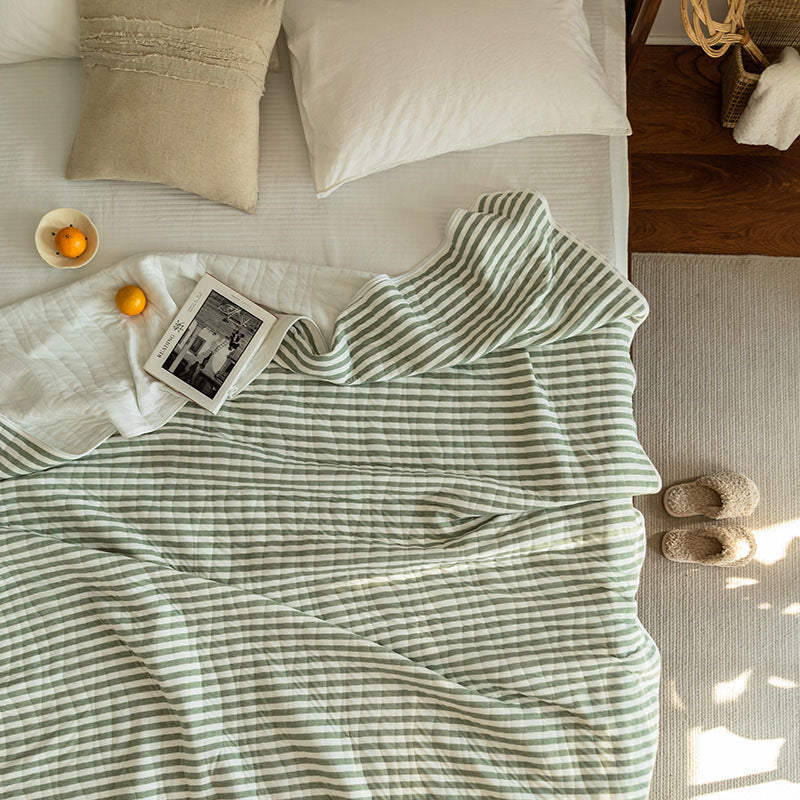 100% Cotton Striped Quilt